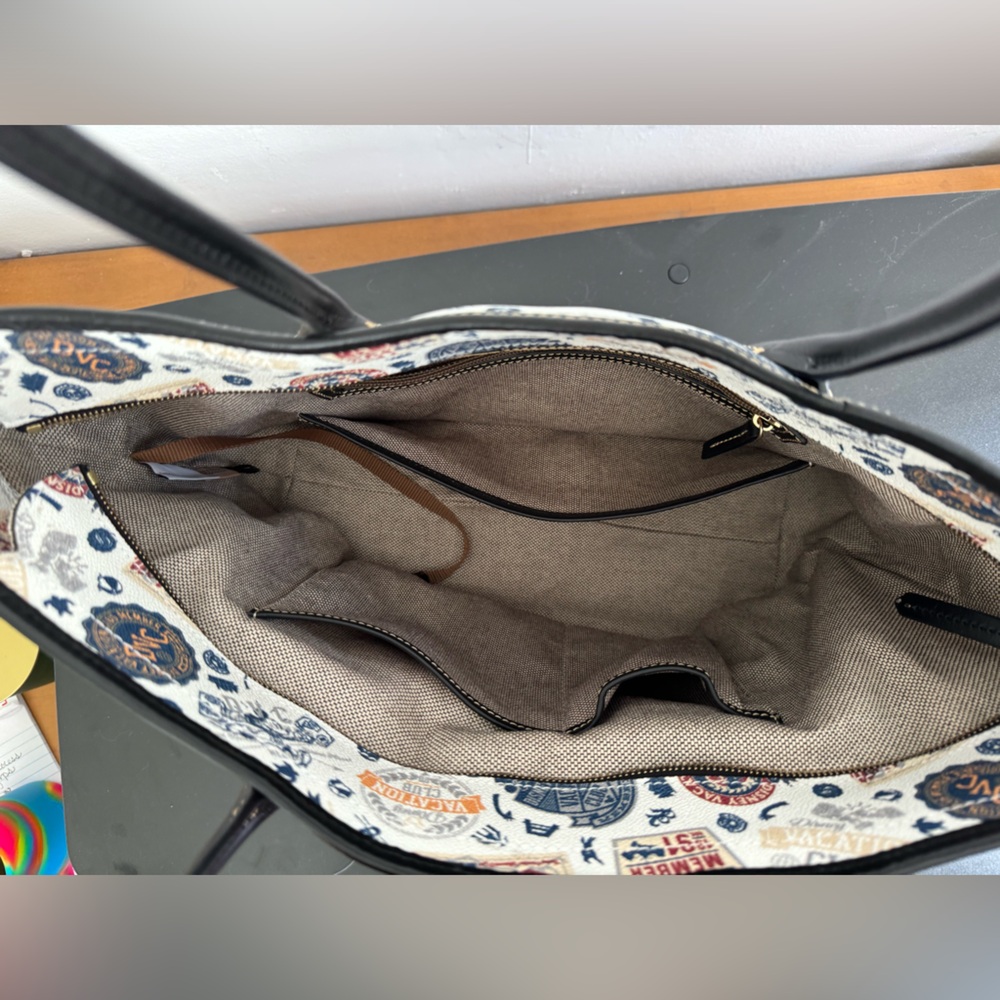 Dooney & Bourke Disney Vacation Club Tote - image 4